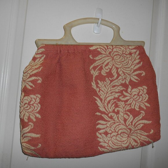 VINTAGE HANDMADE CORAL PINK FLORAL TAPESTRY HANDBAG PURSE - Picture 2 of 10